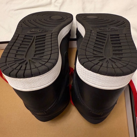 Nike air Jordan high tops - Picture 4 of 5